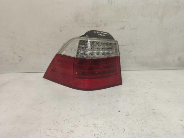 FEU ARRIERE GAUCHE BMW BREAK - Vue 1